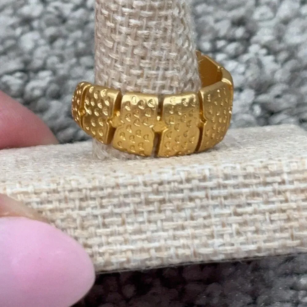 Tory Burch Ring 8 Gold Tone Fish Wrap Coastal Green Womens Jewelry Signed